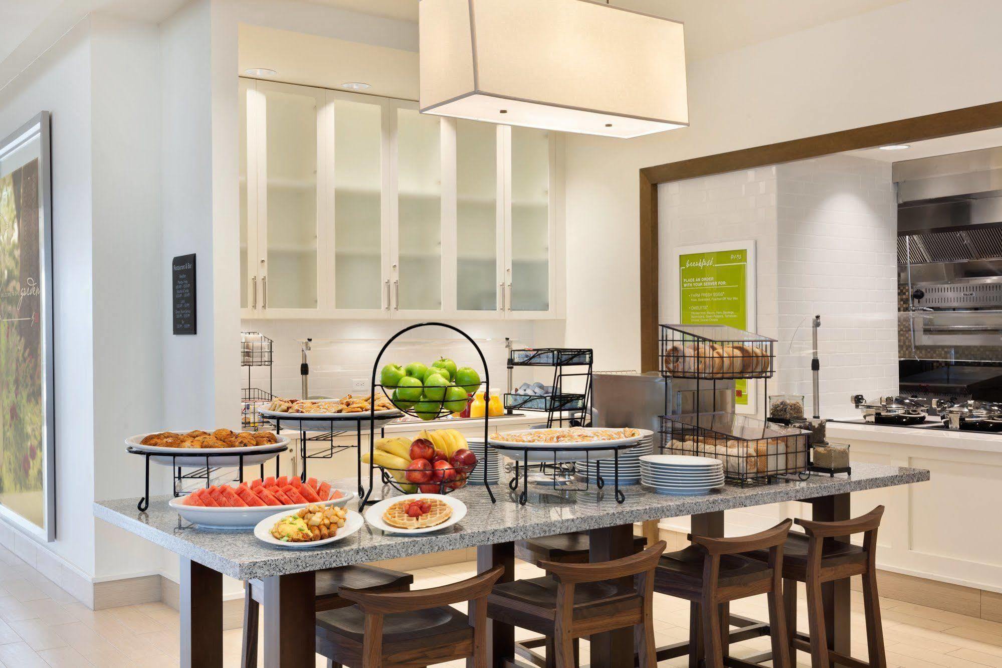 Hilton Garden Inn Boston Logan Airport Zewnętrze zdjęcie